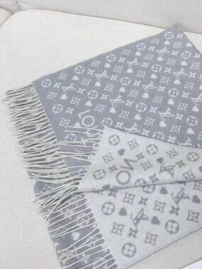 Louis Vuitton Monogram Cashmere Scarf – Grey & White